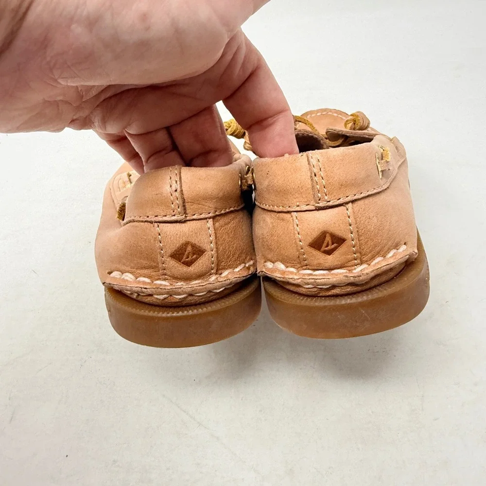 Sperry Top-Sider Boat Shoes Tan 6.5M Leather Preppy Nautical Old Money Timeless